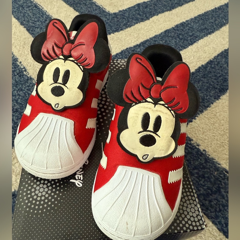 Adidas, limited edition , baby, size US 7, gently used